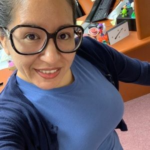 Meet your Posher, Maria